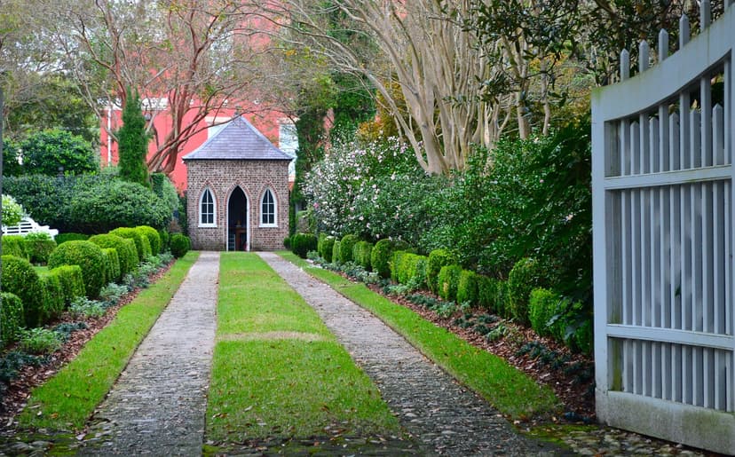 The Charm & Challenge of Launching a Small Business in Charleston, SC